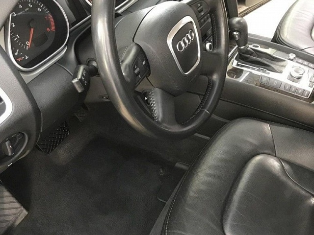 Химчистка салона Audi Q7