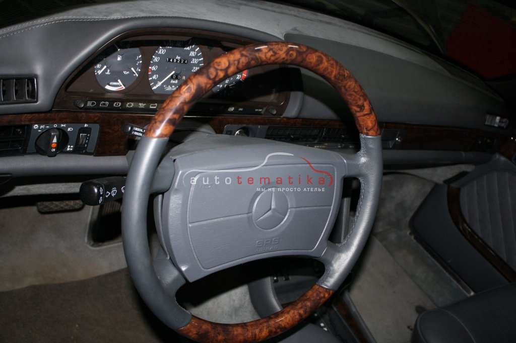 Полная перетяжка салона Mercedes 126 в алькантару и кожу