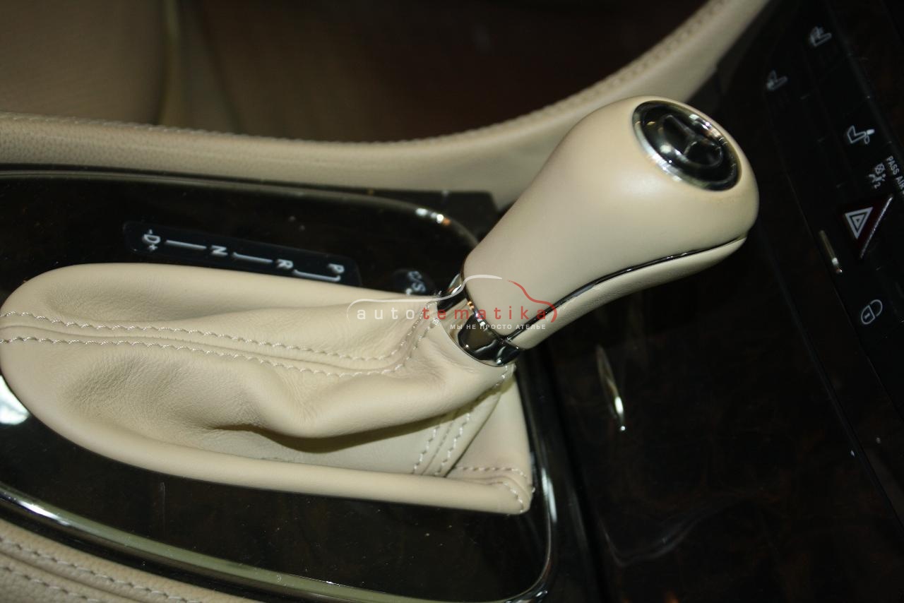 Перетяжка кожей ручки КПП Mercedes-Benz