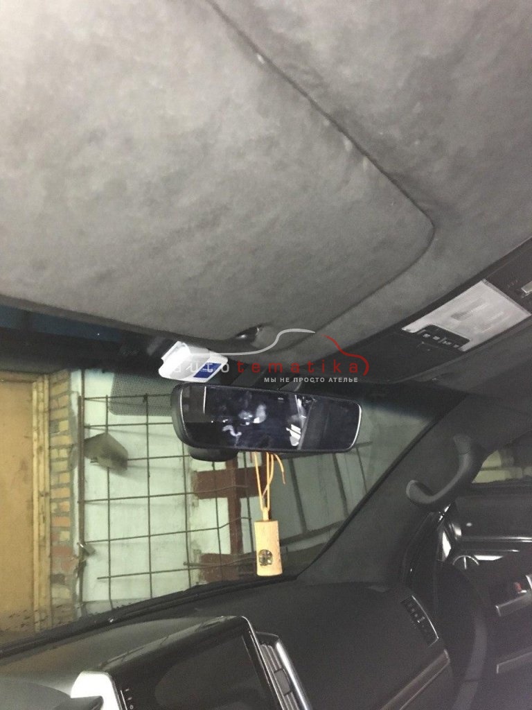 Перетяжка потолка автомобиля Тойота Ленд Крузер 200 в алькантару